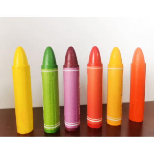 Crayons de balle et de cire d'abeille